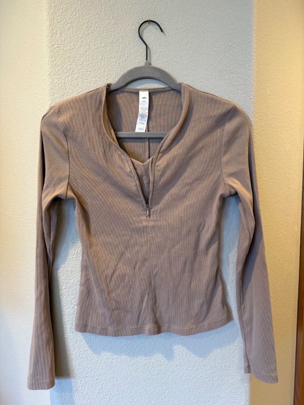 Alo Top - size L GUC